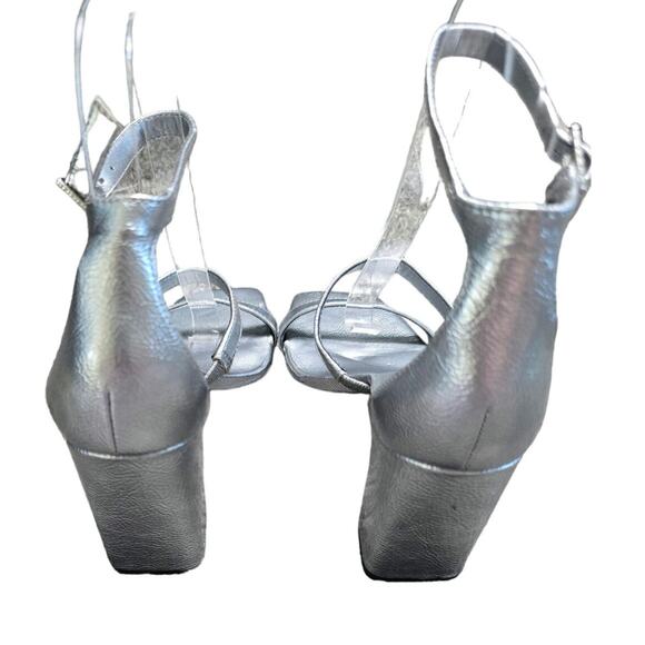 NORTHSTROM Rack nwob Adelaide Block Size 5.5 silver metallic imperfections - Picture 3 of 11